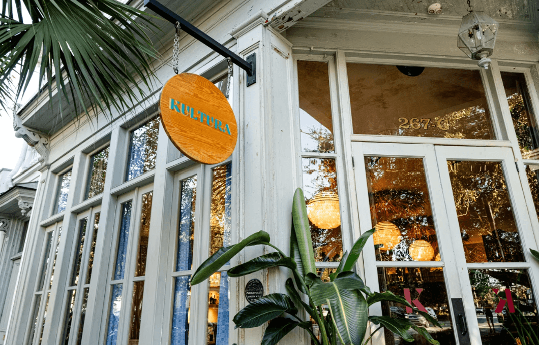 Kultura ,267 Rutledge Ave