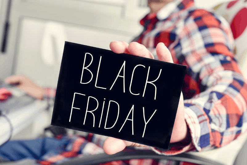 Black Friday sale on King Street Charleston SC